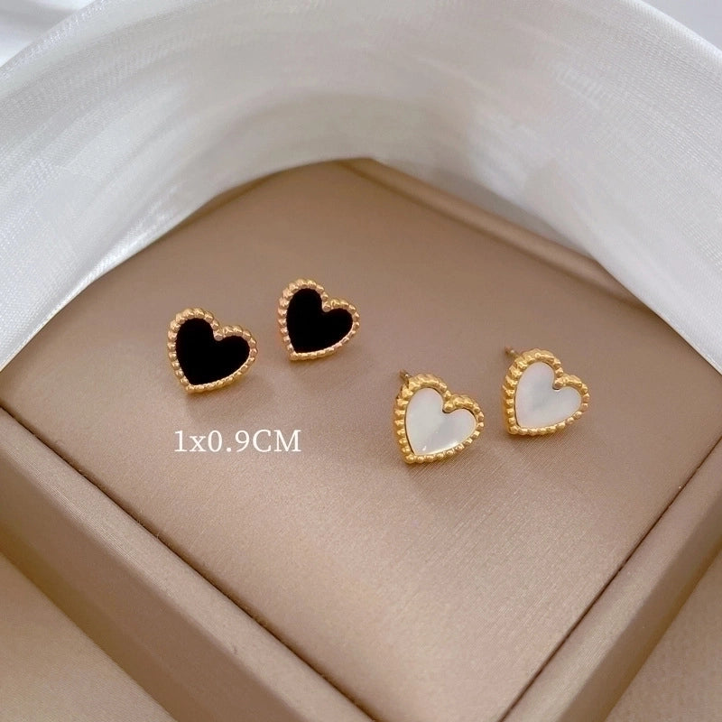 1 Pair Modern Style Minimalist Heart Shape Titanium Steel Ear Studs