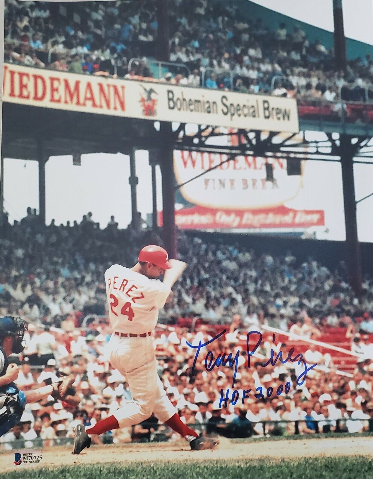 Autographed Tony Perez Cincinnati Reds 11x14 Photo Poster painting - Beckett COA