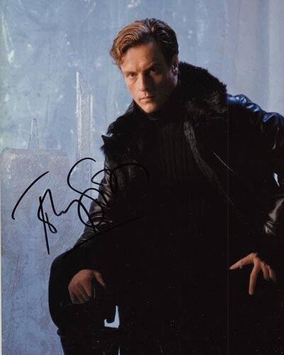 TOBY STEPHENS 007 JAMES BOND TOP AUTOGRAPH AS GUSTAV GRAVES IN DIE ANOTHER DAY