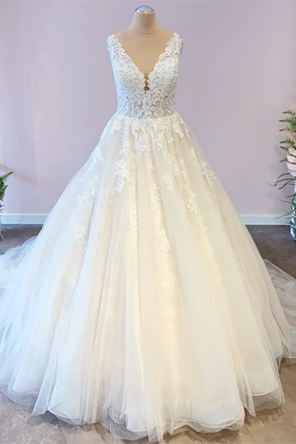 Wide Straps A-Line Floor-length Tulle Wedding Dress With Appliques Lace