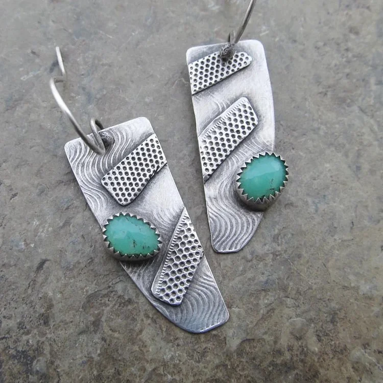 🔥 Last Day Promotion 75% OFF🎁Retro Geometric Carving Pendant Earrings