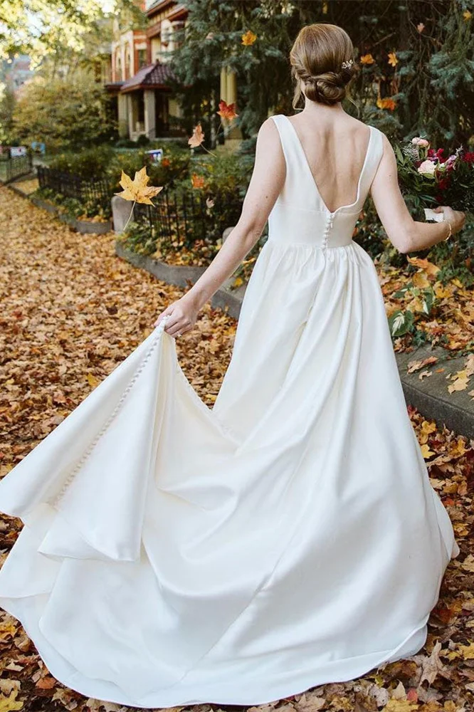 Daisda Satin Sleeveless Wedding V-Neck Dress