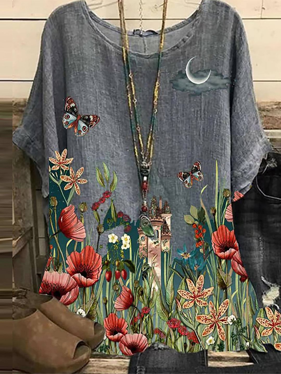 Butterfly Patterned Casual Style Round Neck Tops