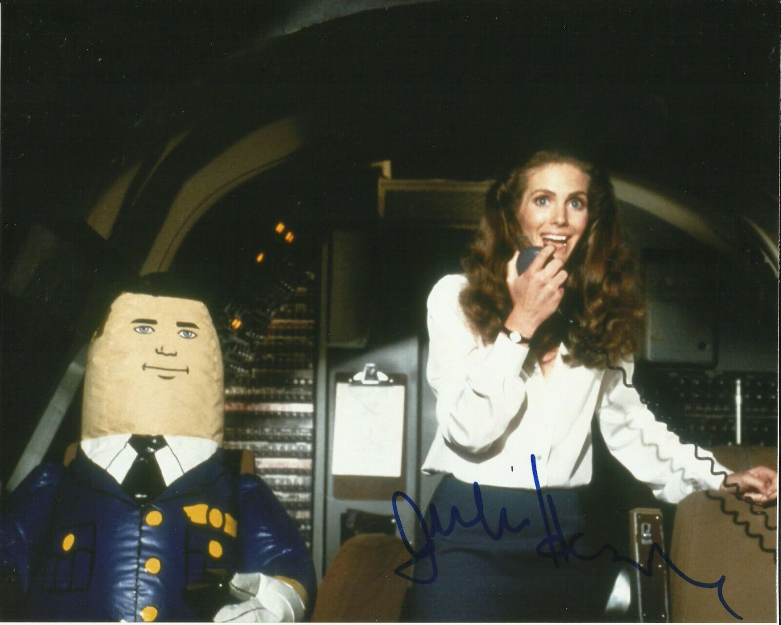 JULIE HAGERTY SIGNED AIRPLANE Photo Poster painting UACC REG 242 FILM AUTOGRAPHS (1)