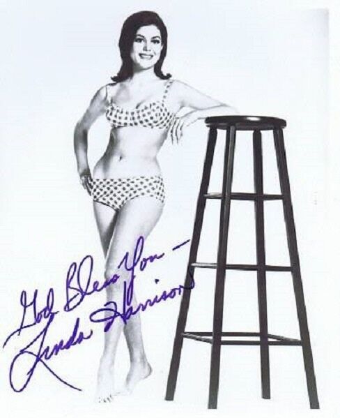 LINDA HARRISON , ACTRESS AUTOGRAPHED 8X10 SEXY Photo Poster painting WTH COA