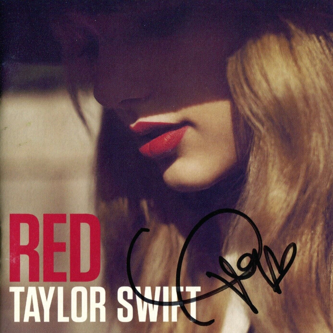 EXTREMELY RARE! Taylor Swift RED Signed Autographed Photo Poster painting CD Booklet PSA COA!