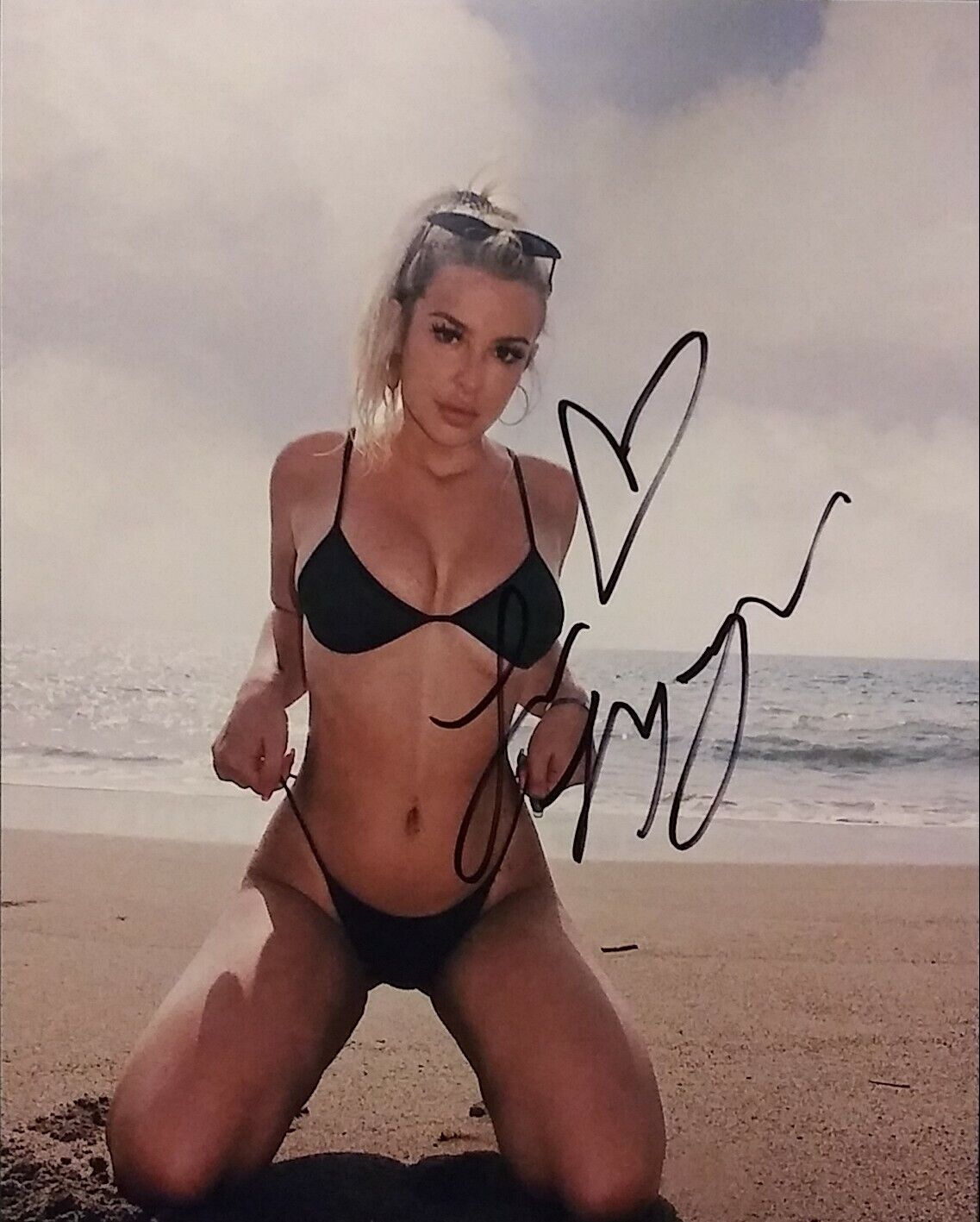 Tana mongeau signed 8 x 10