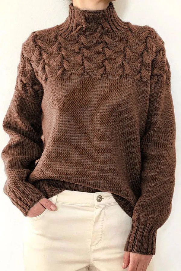 Yasmina | Fashionable and Minimalist winter Pullover