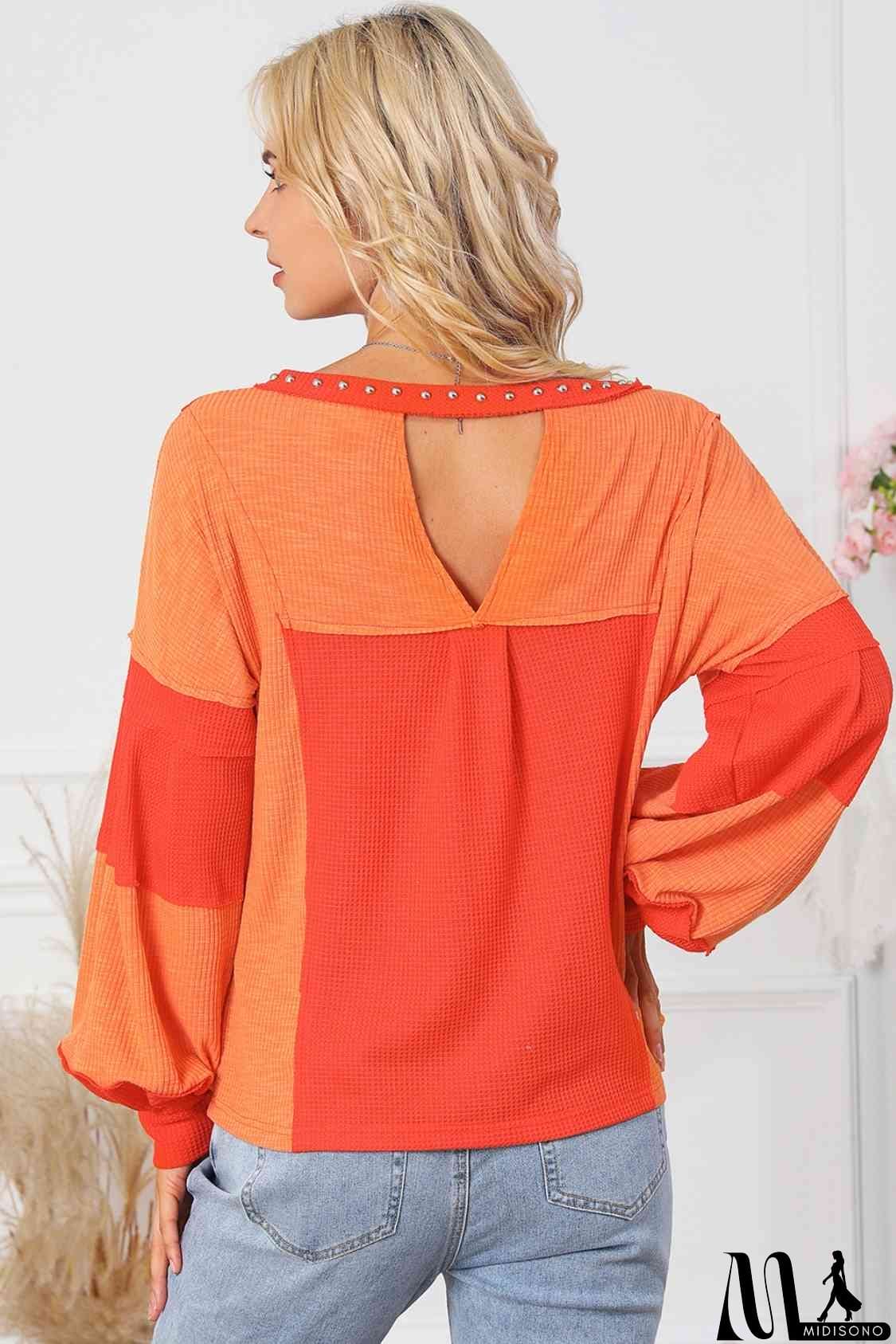 MidiSono - Color Block V-Neck Top