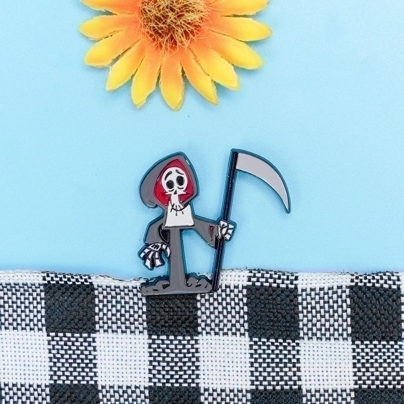 Minimalist Halloween Pattern Skull Metal Unisex Brooches