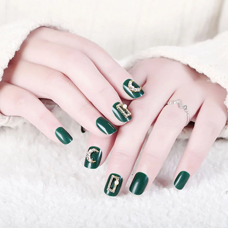 24 Pcs Nude Color nail tips Women Wearable  Fake press on Nails with Diamond Short Round Full Cover artificial nails with Glue-Nail Inspo