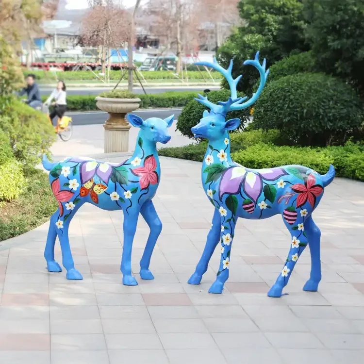 Colorful Fiberglass Deer Statue Outdoor Decoration Fiberglass Moose Sculpture