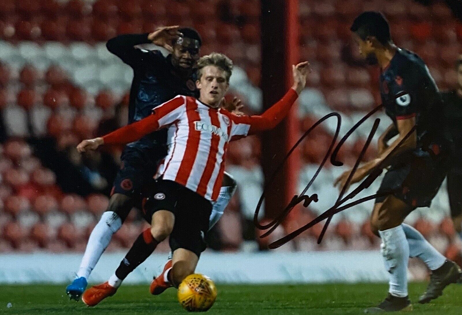 Mads Roerslev Rasmussen Genuine Hand Signed 6X4 Photo Poster painting - Brentford FC 5