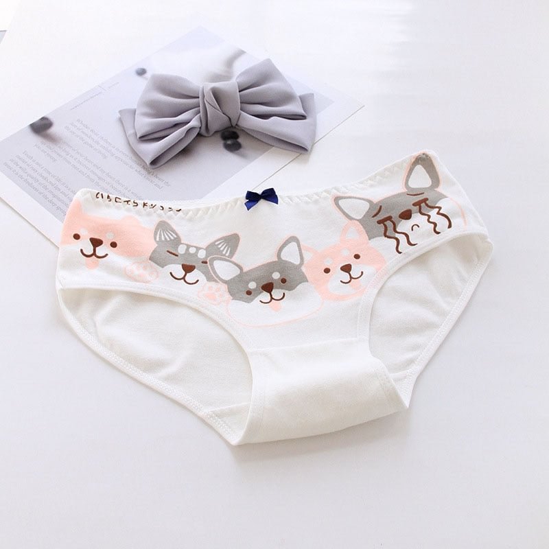 Women's Cartoon Underwear Panties Cotton Underpants Mid Waist Seamless Female Briefs Little Fresh Girl's Underwear Briefs