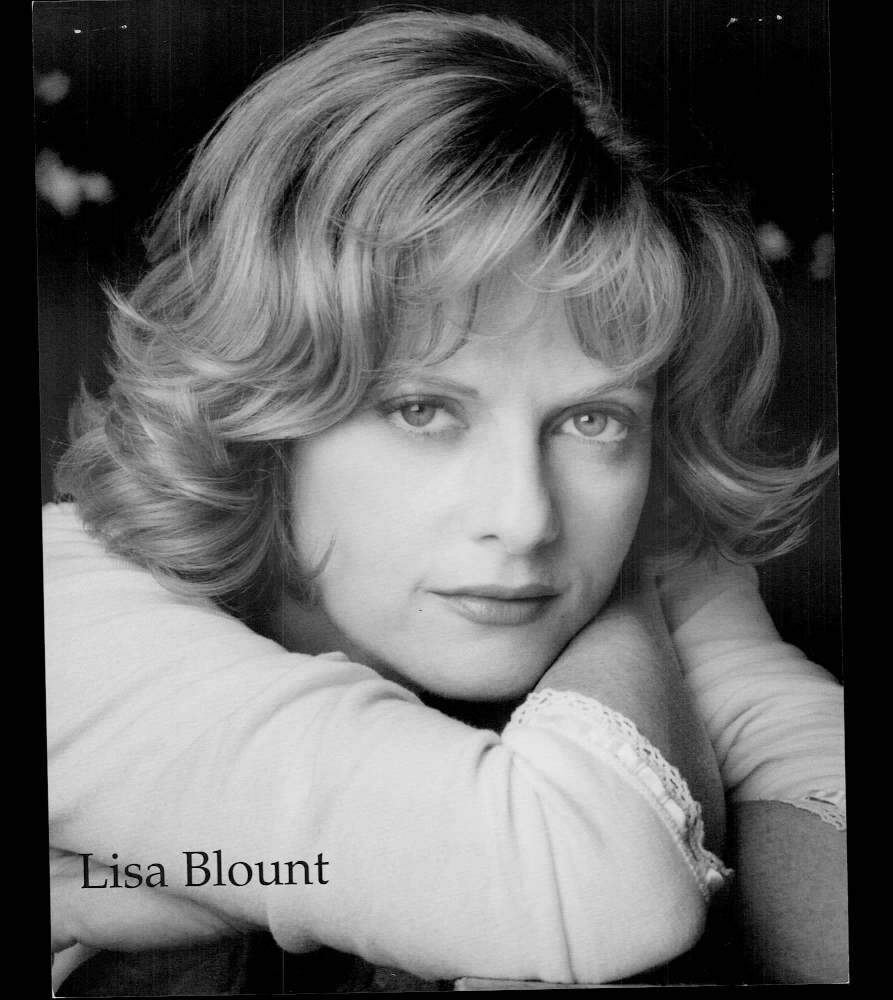 LISA BLOUNT - 8x10 Headshot Photo Poster painting w/ Resume - Officer & a Gent.