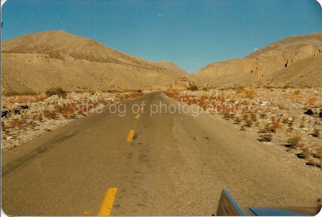 FOUND Photo Poster paintingGRAPH Color AMERICAN LANDSCAPE Original Snapshot OUT WEST 14 13 K