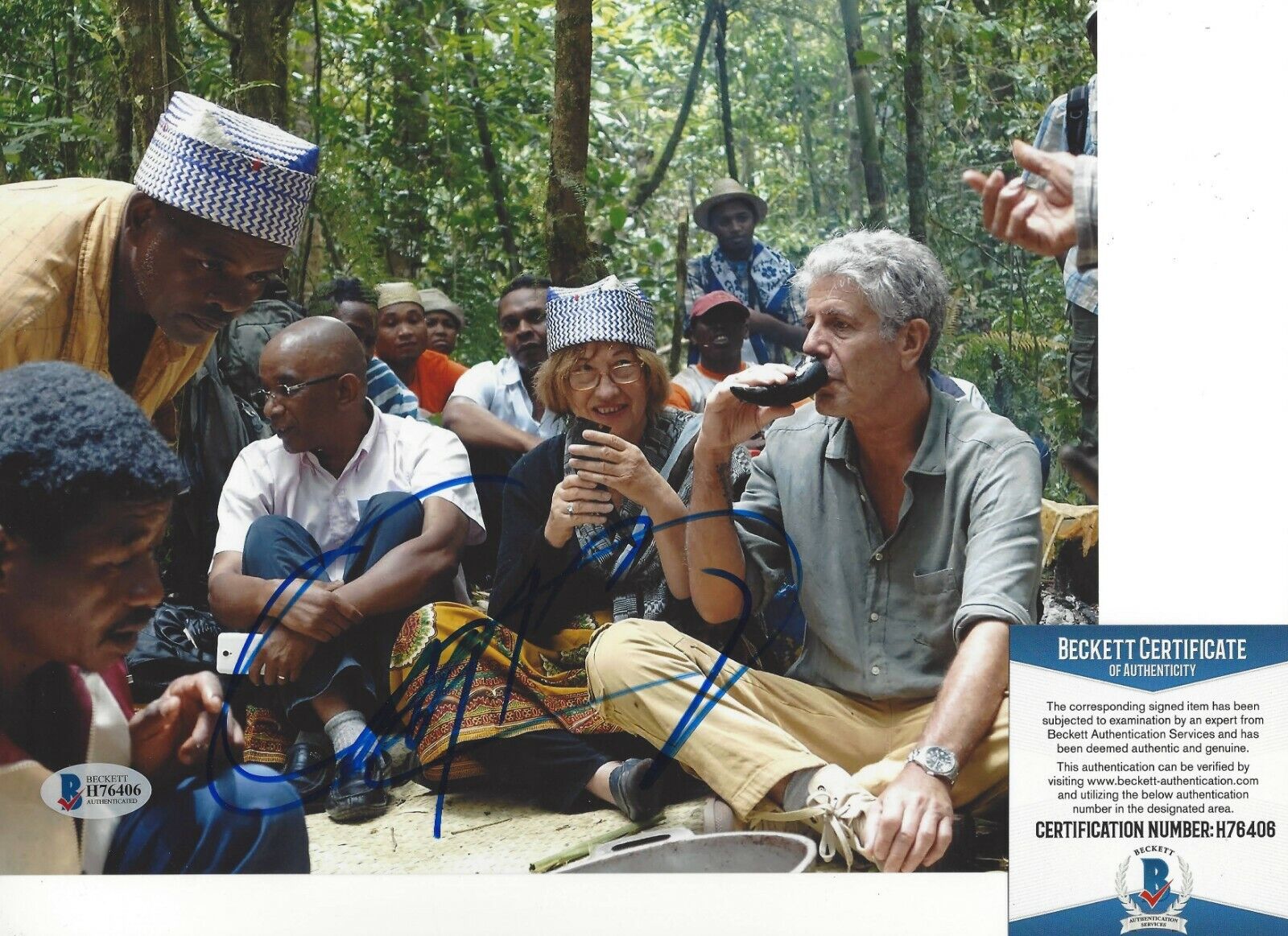 ANTHONY BOURDAIN SIGNED 8x10 Photo Poster painting BECKETT COA 2 NO RESERVATIONS PARTS UNKNOWN