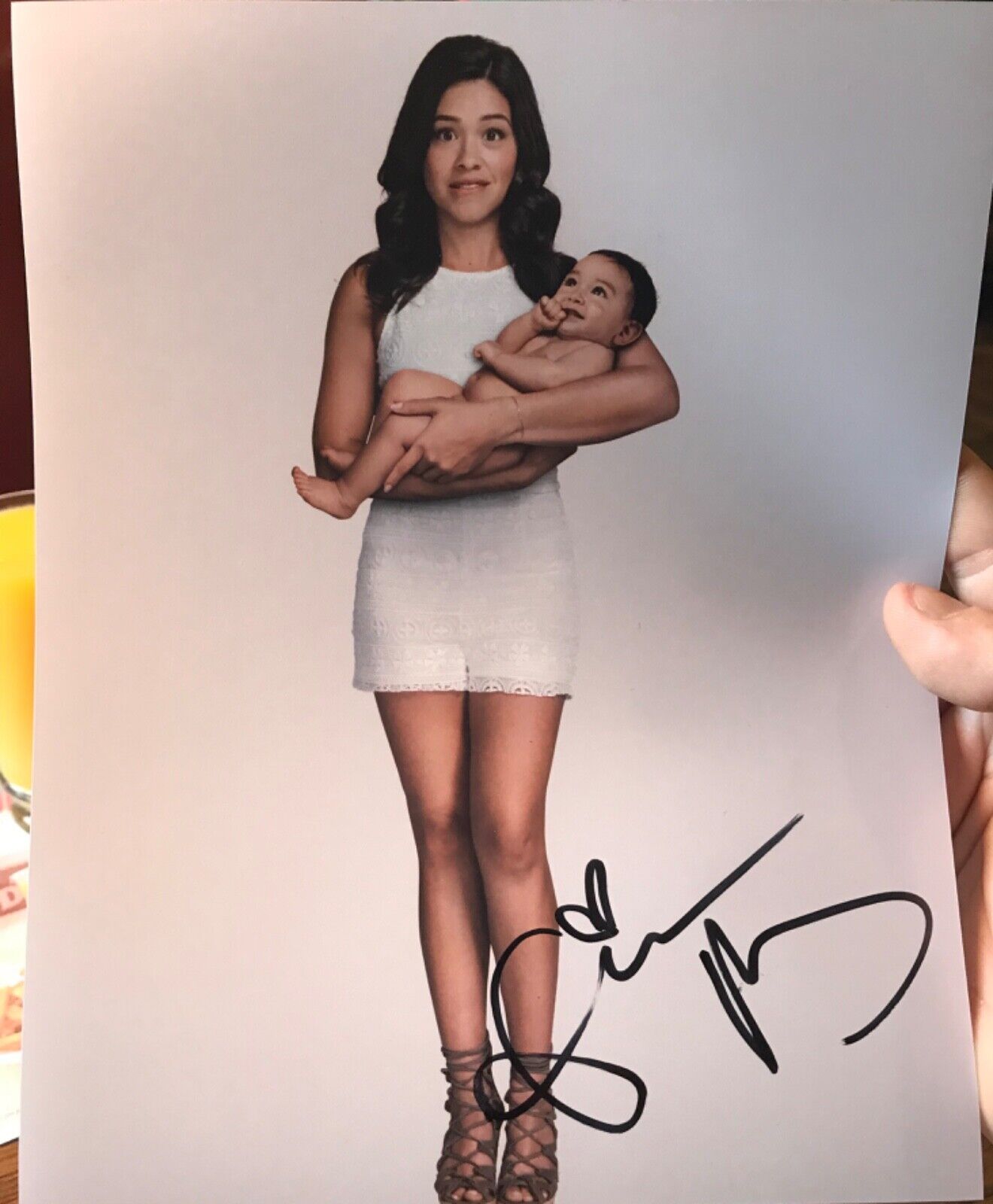 GINA RODRIGUEZ JANE THE VIRGIN AUTOGRAPHED Photo Poster painting SIGNED 8X10 #3 JANE VILLANUEVA