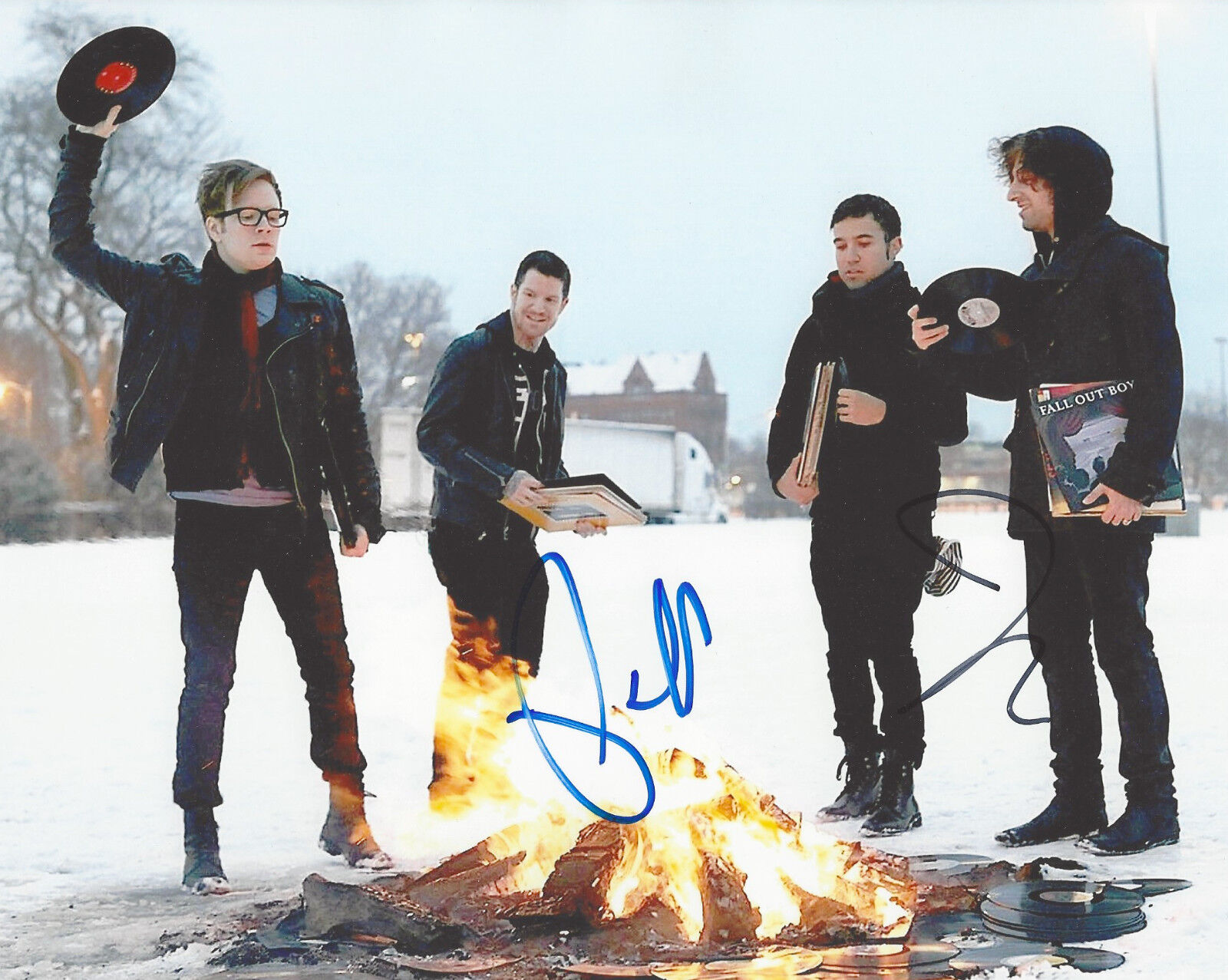 FALL OUT BOY (PETE WENTZ & JOE TROHMAN) DUAL SIGNED 8X10 Photo Poster painting w/COA FOB