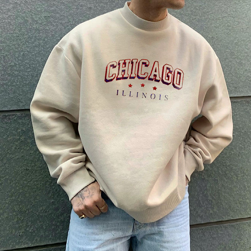 Men's Oversized Vintage 'Chicago' Print Sweatshirt、、URBENIE