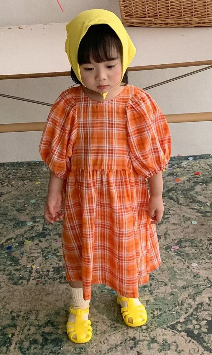 Retro Baby Spring Summer Girls Cotton Dress Kids Teenagers Children Clothes Outwear Puff Long Sleeve High Quality