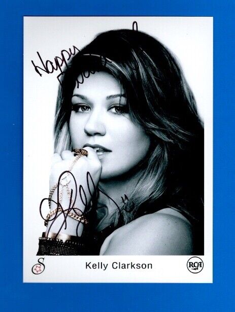 Kelly Clarkson Grammy Award Singer Autographed Photo Poster painting 5x7 (Original)