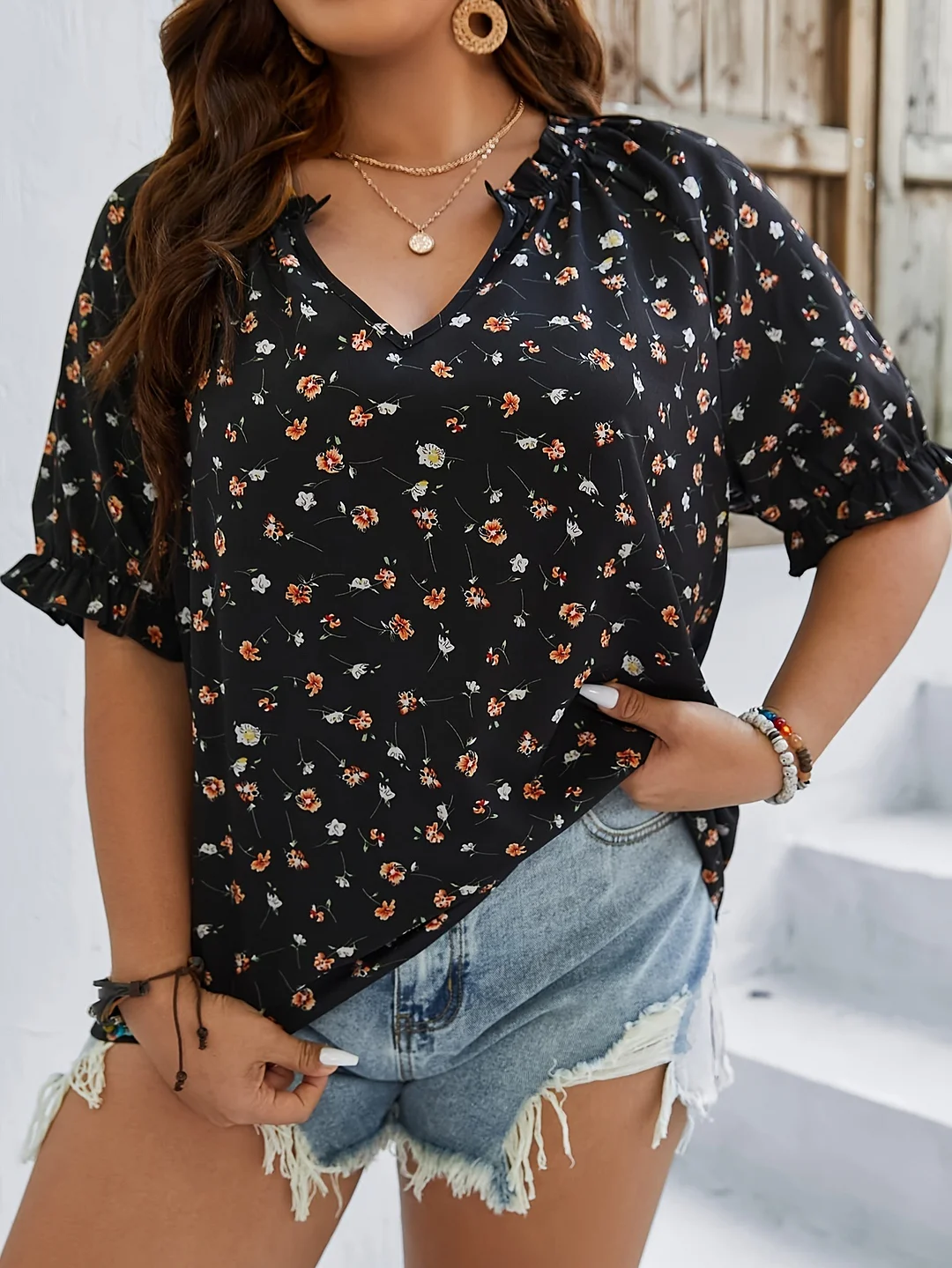 Uveng Uveng Plus-Size Women's Temperament Commuter Print V-Neck Short-Sleeved T-Shirt