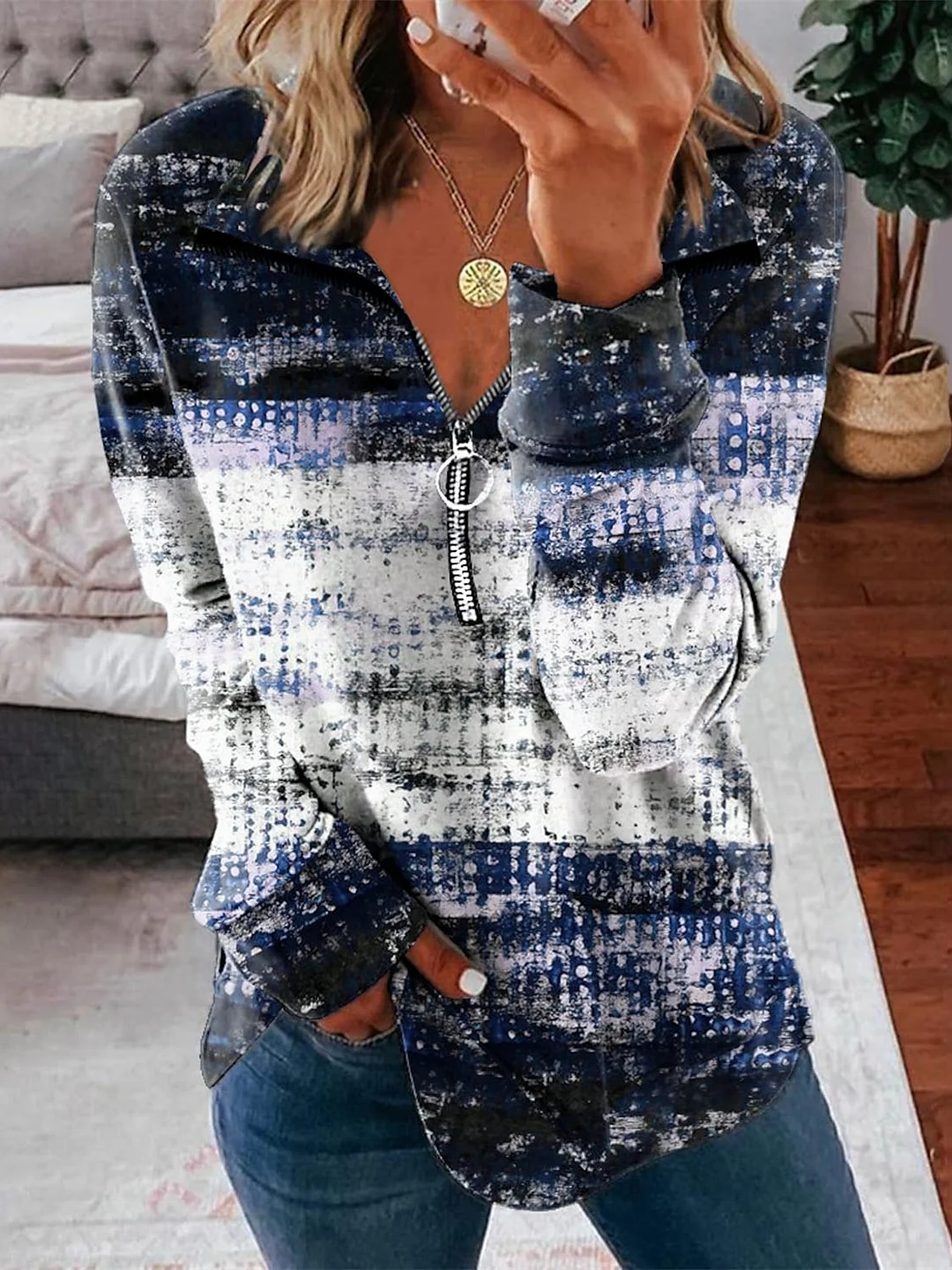 Women Long Sleeve V-neck Graphic Printed Tops