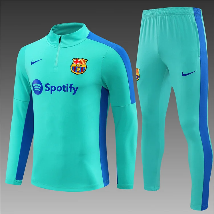 2023-24 Barcelona half-length training jersey