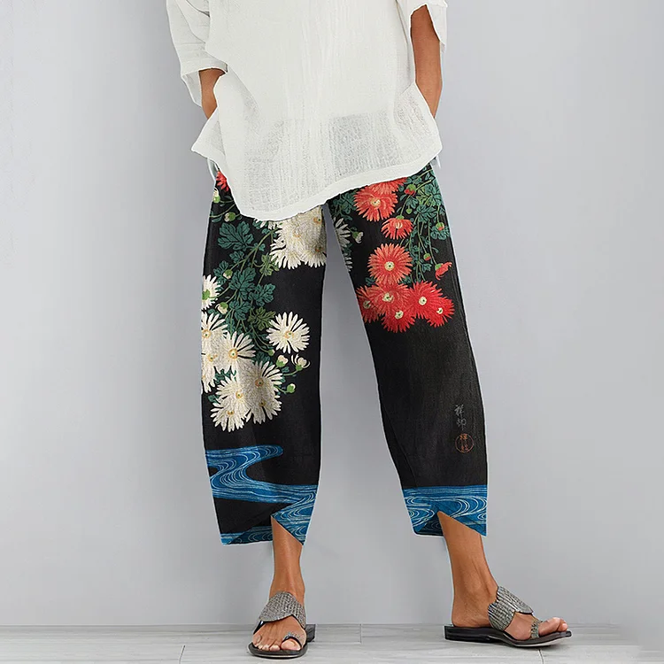 VChics Japanese Flowers Art Cropped Casual Pants