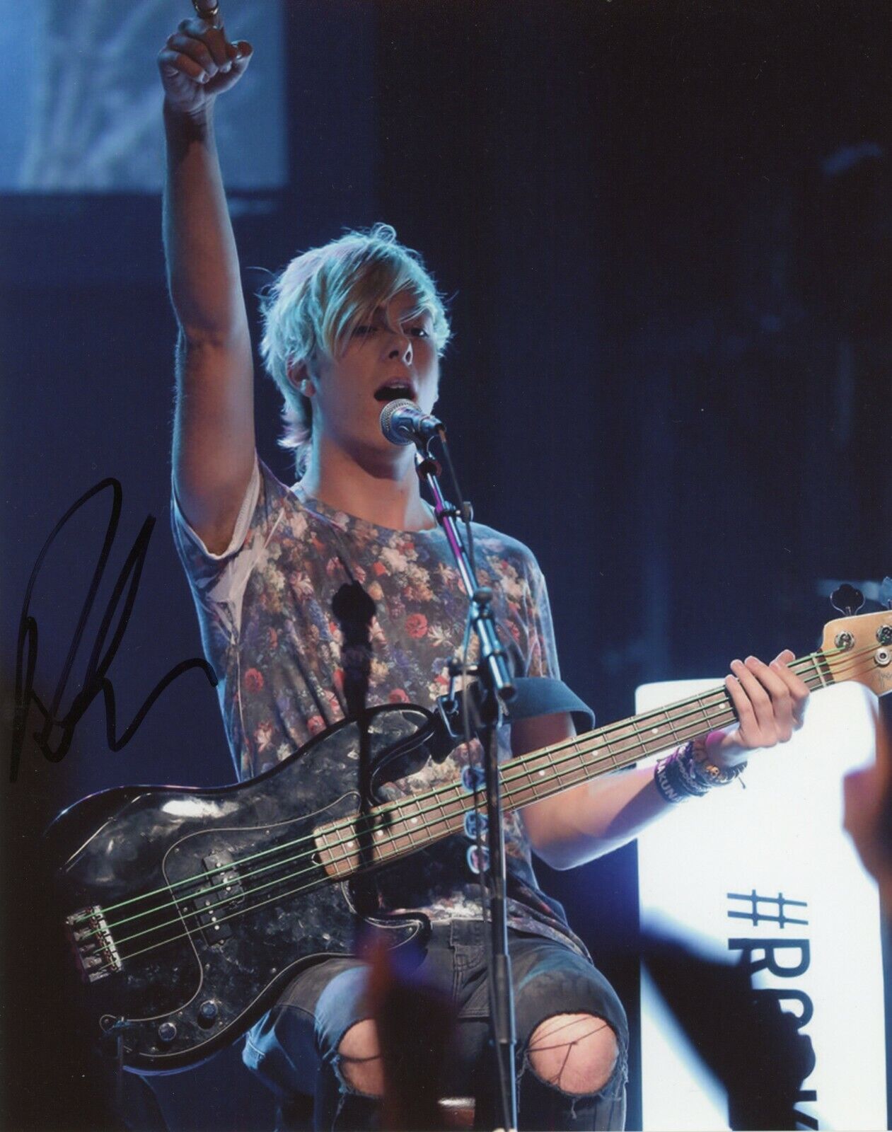 ~~ RIKER LYNCH Authentic Hand-Signed R5 - DWTS