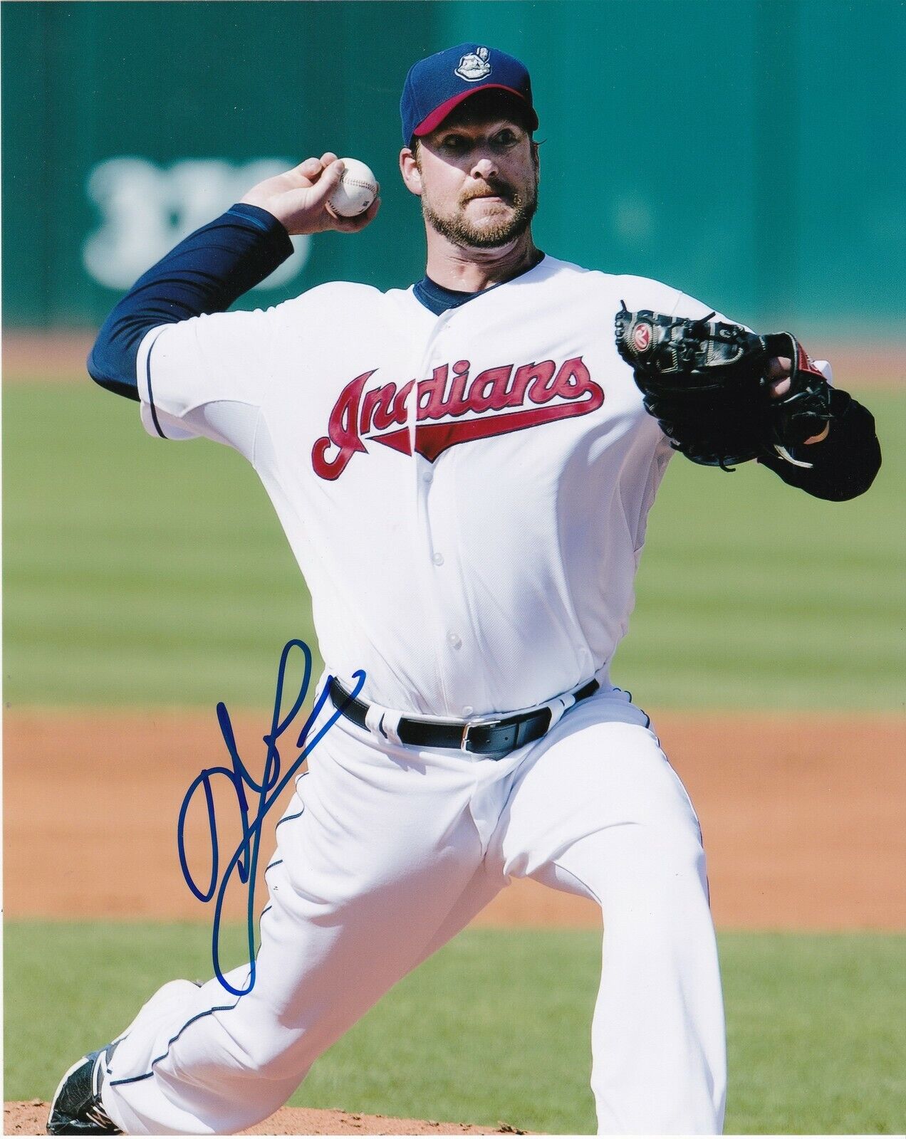 DEREK LOWE CLEVELAND INDIANS ACTION SIGNED 8x10