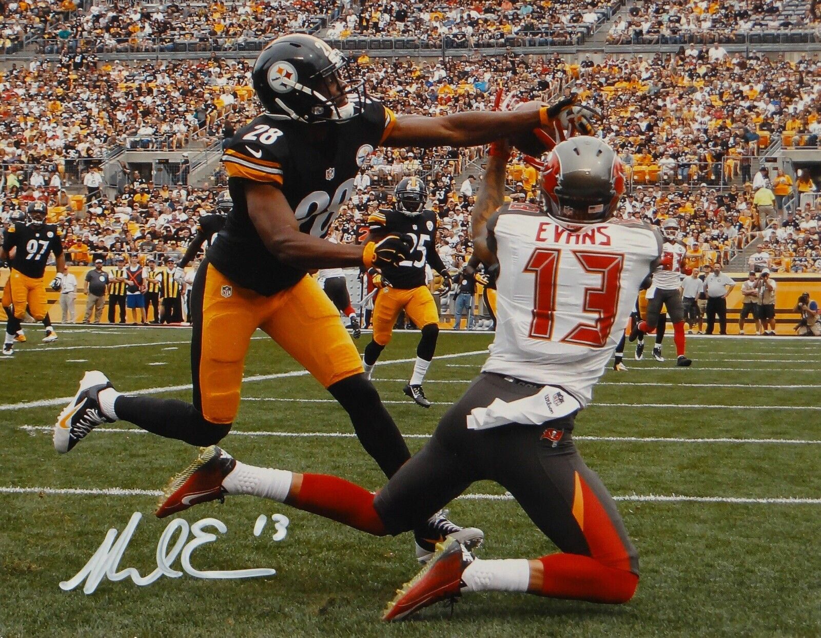 Mike Evans Autographed Signed 8x10 Photo Poster painting ( Buccaneers ) REPRINT