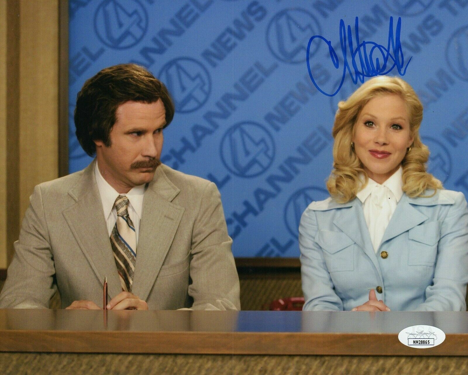 Christina Applegate signed Anchorman Veronica 8x10 autographed Photo Poster painting JSA COA