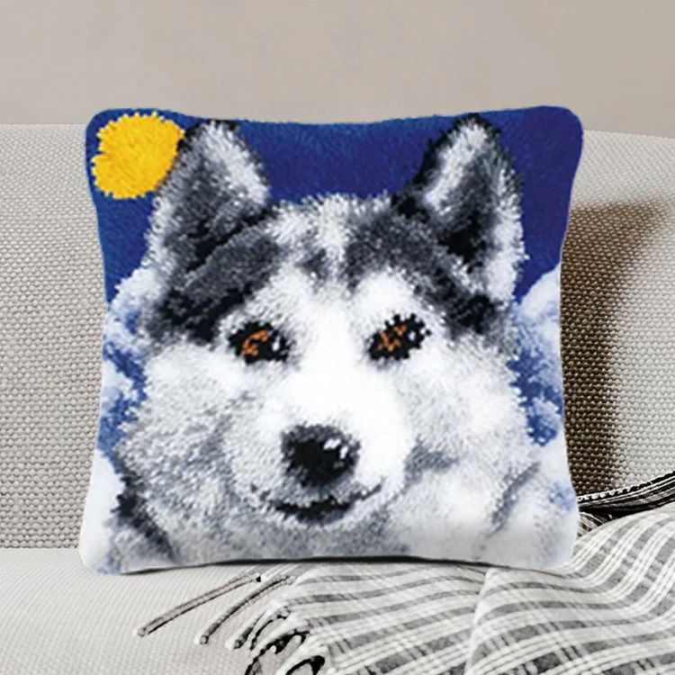 Husky Dogs Latch Hook Pillow Kit Hooked Cushion for Adult, Beginner and Kid