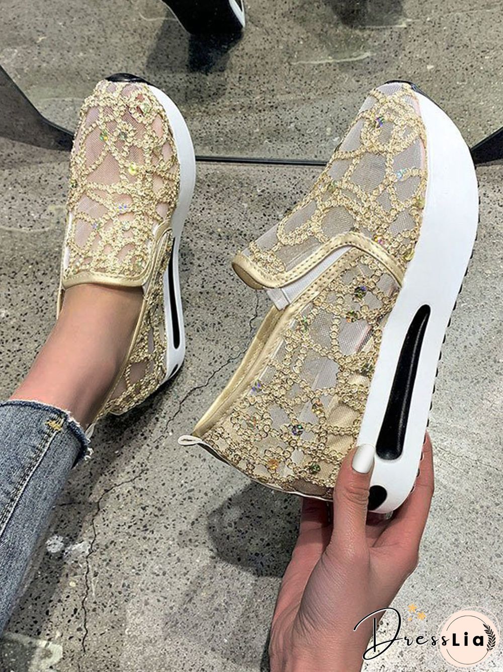Lightweight Breathable Mesh Platform Sneakers