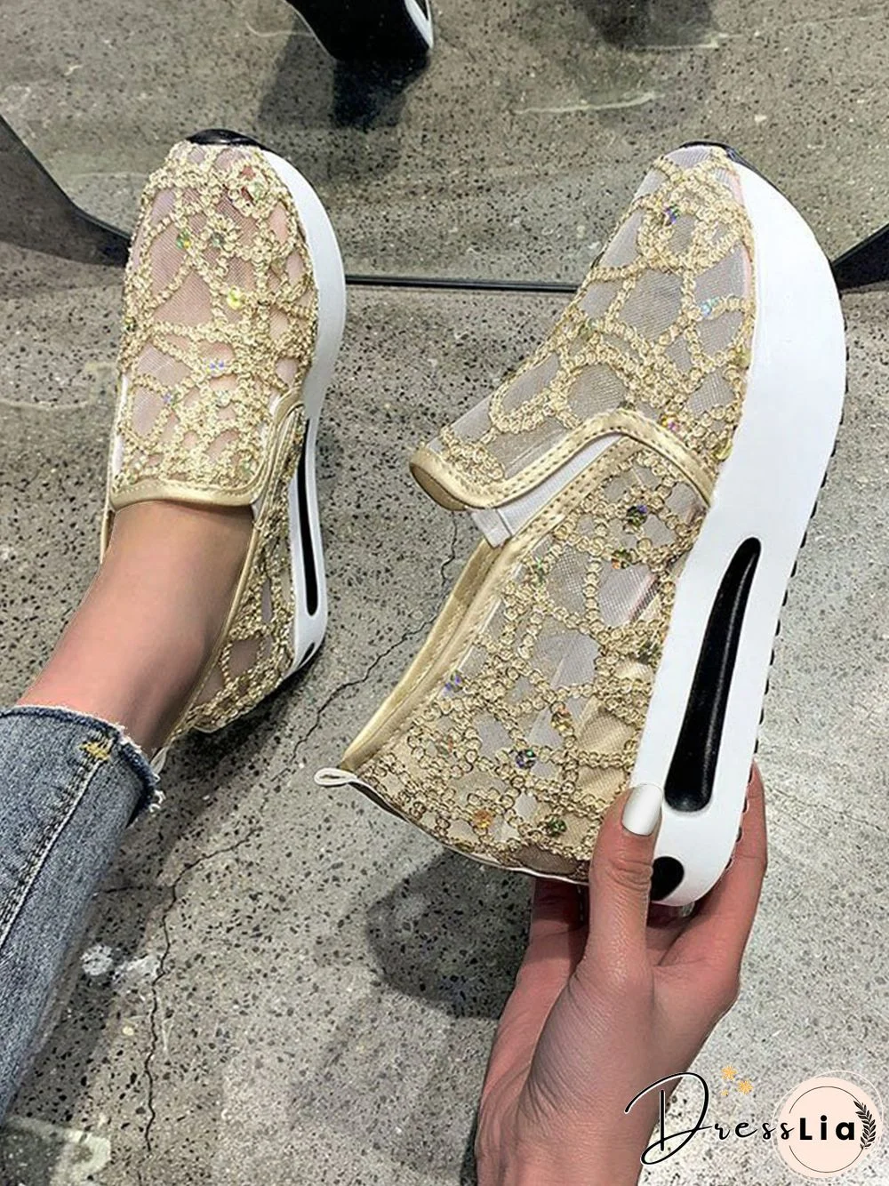 Lightweight Breathable Mesh Platform Sneakers