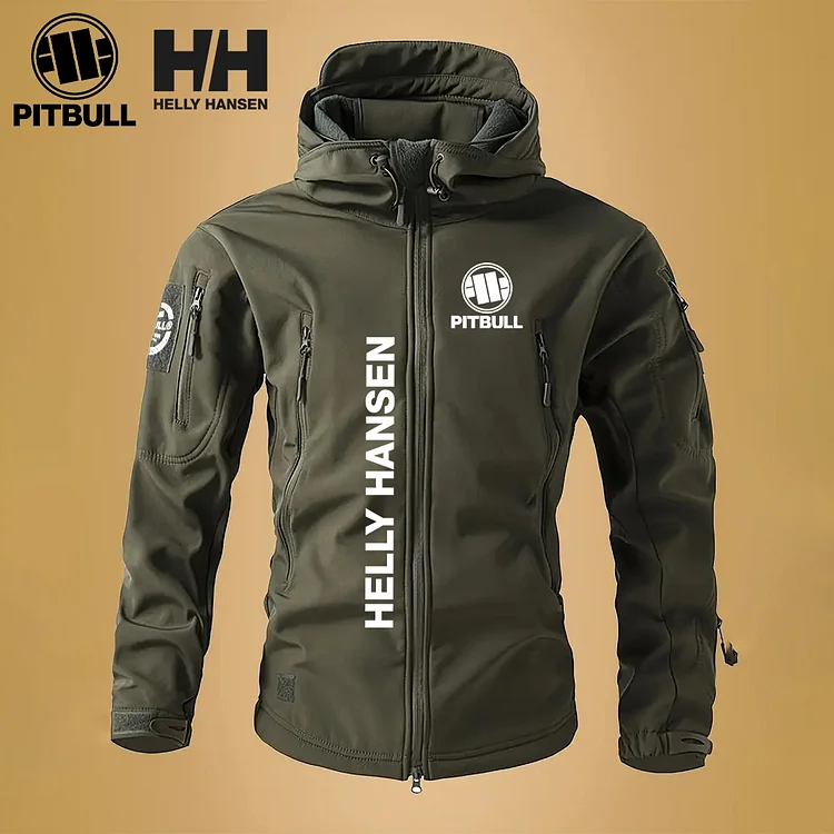 Helly Hansen a PITBULL spojily síly, aby vytvořily pánskou podzimní taktickou nepromokavou bundu, která je ideální pro outdoorové aktivity.