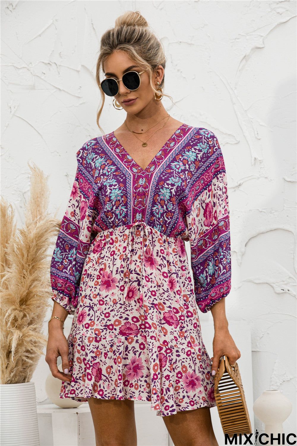 V-Neck Positioning Flower Dress