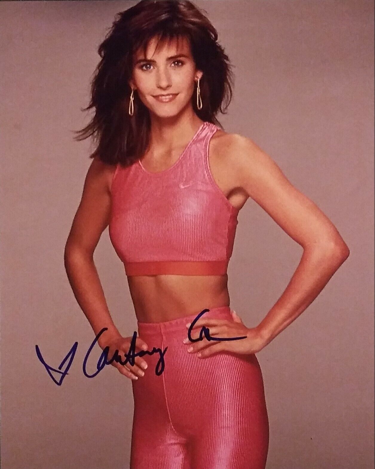 Courteney Cox signed 8x10