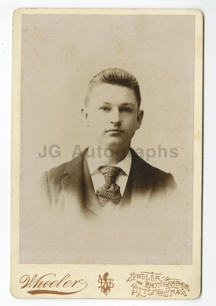 19th Century Gentleman - Pittsfield, MA - Wheeler Photo Poster painting Studio Cabinet Card