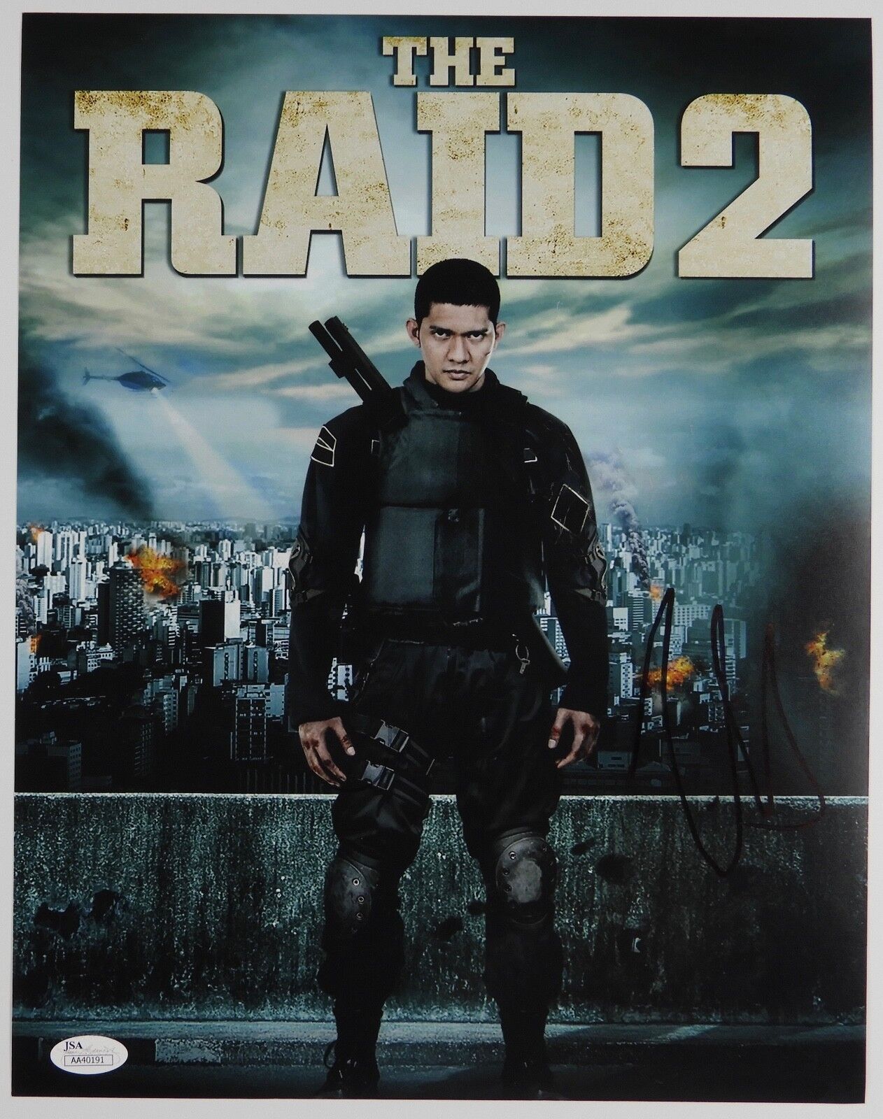 Iko Uwais The Raid 2 Autograph Signed Photo Poster painting JSA COA 11 x 14