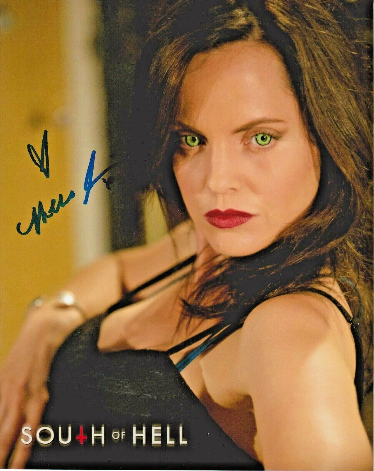 Mena Suvari South of Hell Original Autographed 8x10 Photo Poster painting