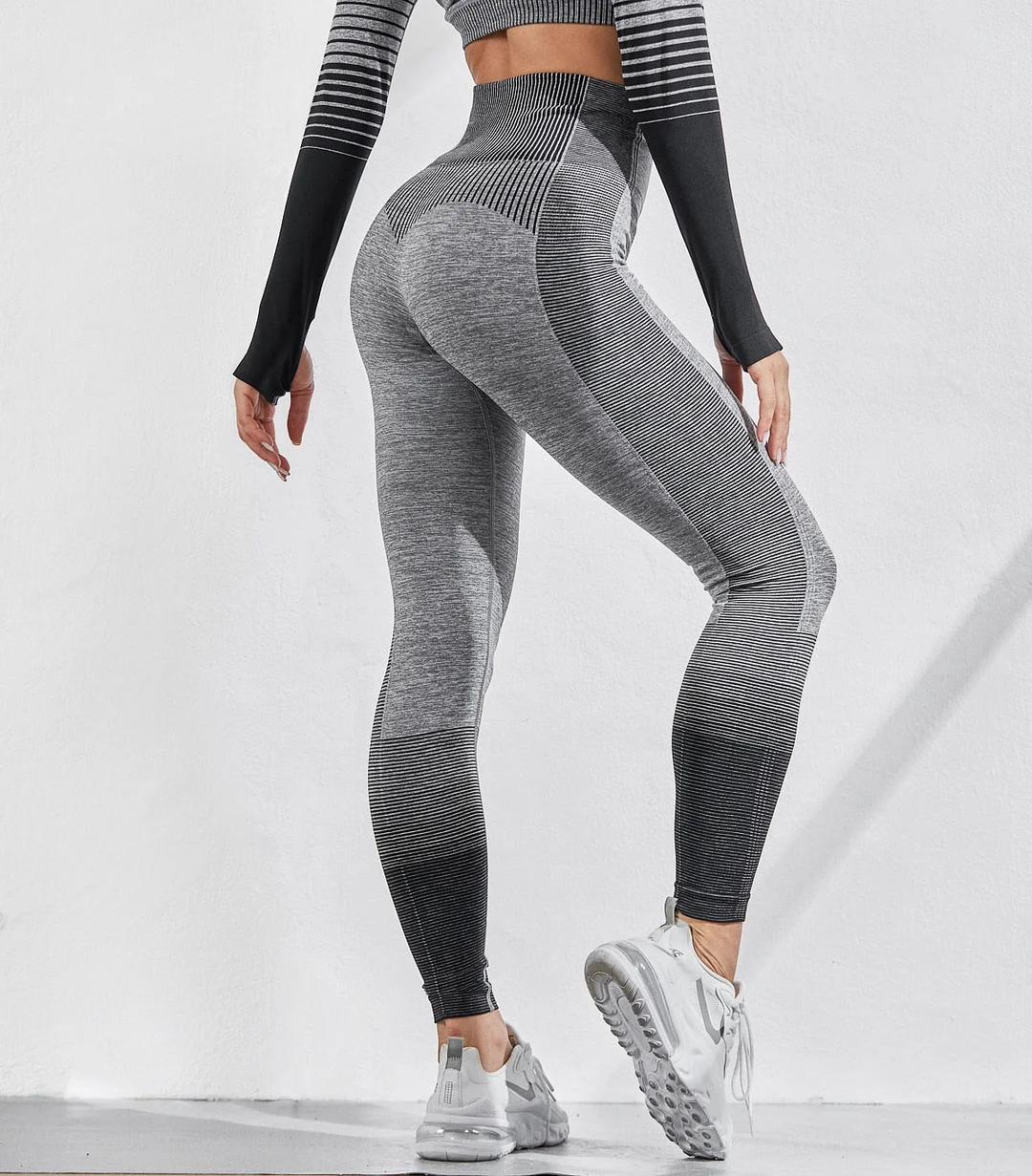 Seamless Outdoor Two Piece Set Women Long Sleeve Crop Top Sport Leggings Tracksuit Fitness Gym Suits For Women