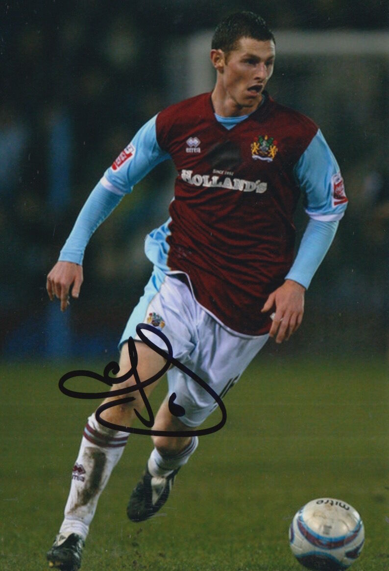 BURNLEY HAND SIGNED CHRIS MCCANN 6X4 Photo Poster painting 7.