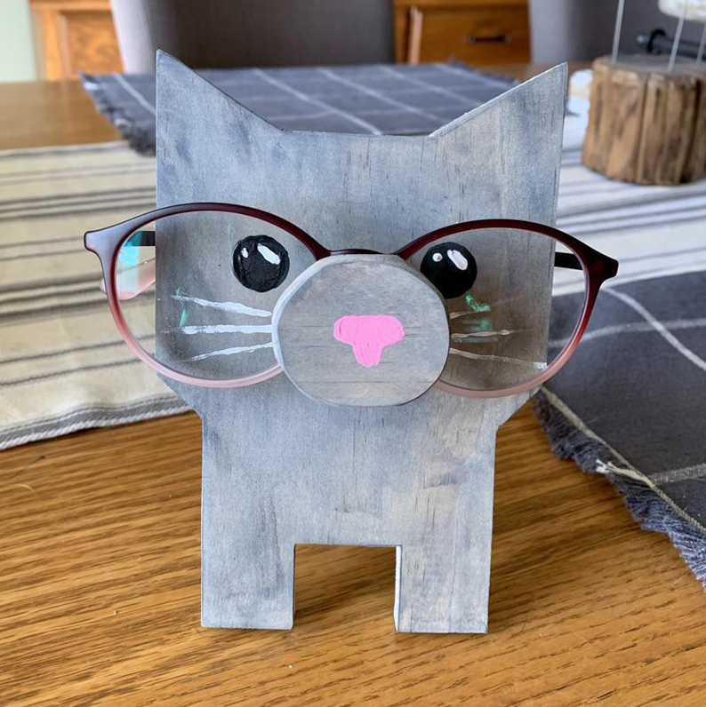 Cat glasses holder : r/beadsprites