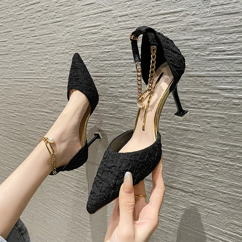 Churchf Churchf 2023 Spring / Summer New Korean Version Of The Wedding Banquet Sandals Female Cat Heel