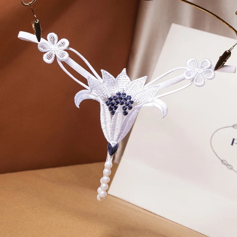 European Thong Pants Sexy Flower Panties Fashion Opening Pearl G- String Low Waist Seamless Comfort Underpants Female Lingerie