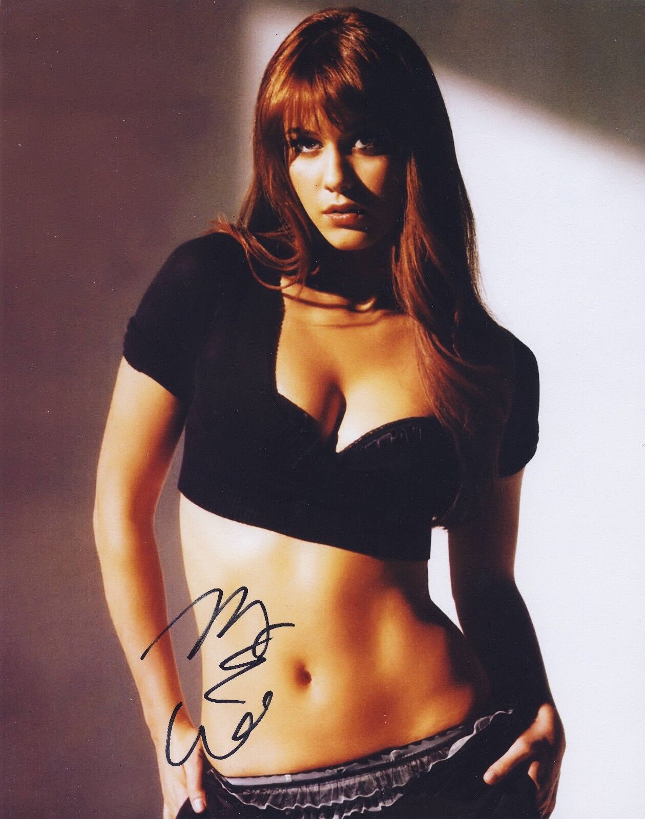 Mary Elizabeth Winstead Autograph SEXY Signed 10x8 Photo Poster painting AFTAL [A0478]