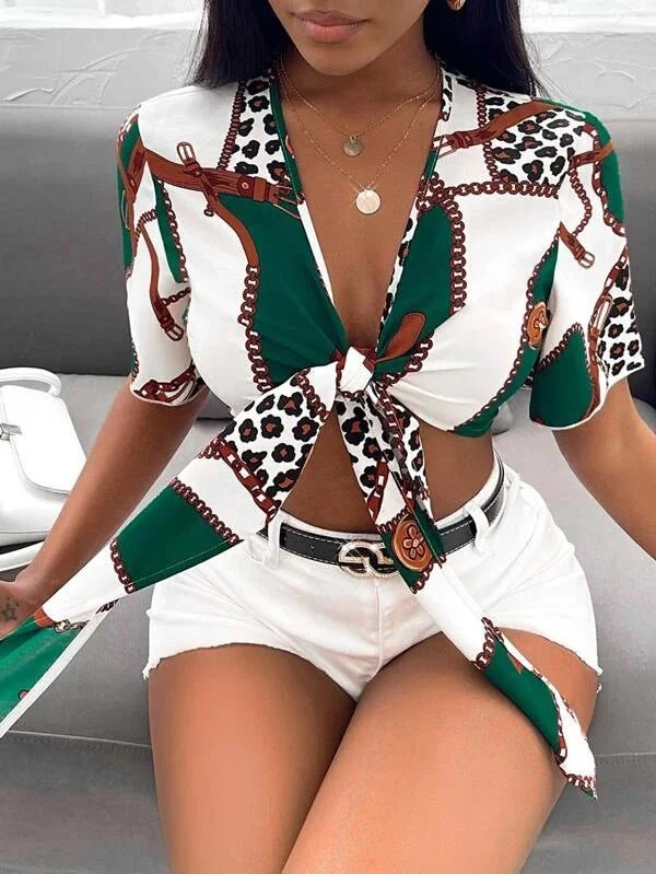 Printed Short Sleeve Bow Crop Blouse